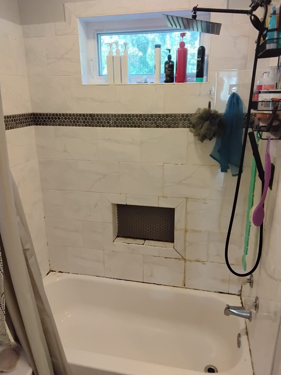 College Tub Shower Before