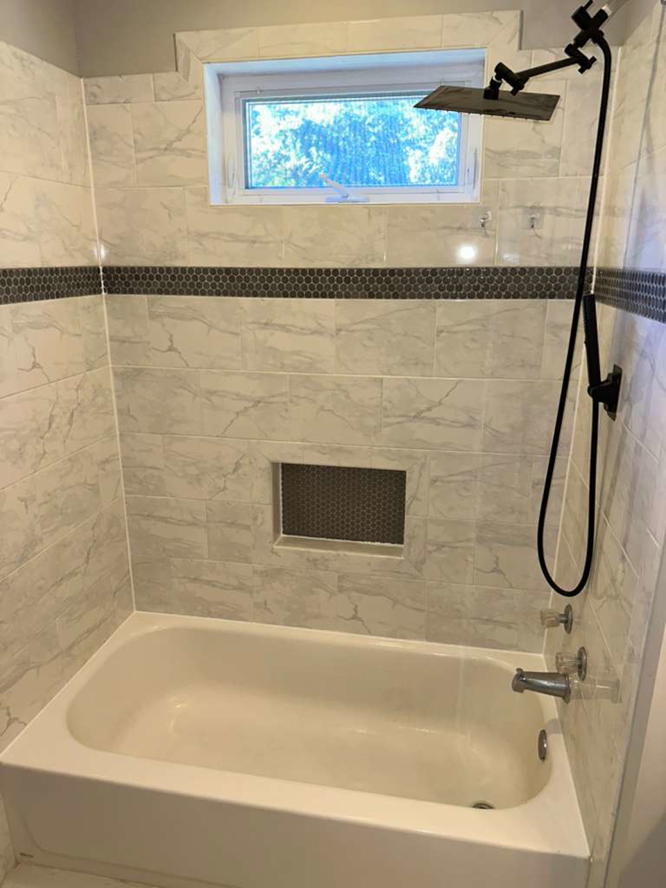 College Tub Shower Before